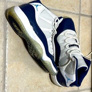 PRE LOVED 7Y AIR JORDAN RETRO “WIN LIKE ‘82” 100% AUTHENTIC